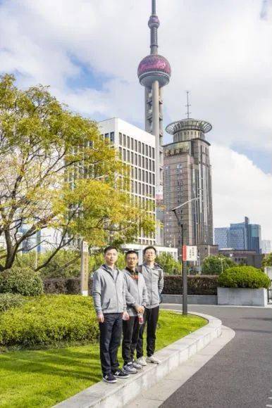 國眾聯上海公司參加上海市房地產 土地估價行業 奮勇向前,昂首邁進十四五新征程 主題徒步活動